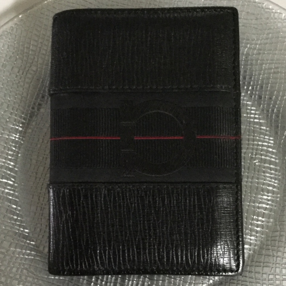 ❌  SOLD ❌  Auth Salvatore Ferragamo ID Card Holder